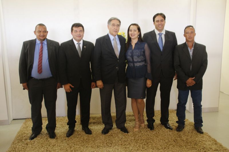Prefeito de Perdizes Vinícius Barreto e o Diretor Presidente da Bem Brasil João Emílio Rocheto recebem o governador de Minas Fernando Pimentel para visita a Bem Brasil Alimentos.